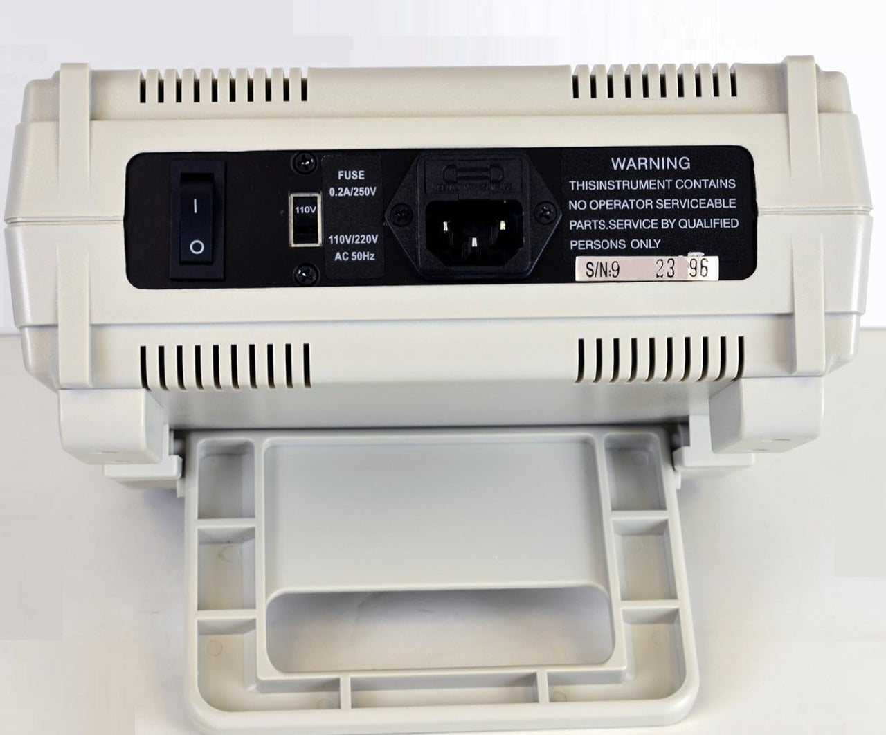 VC2000 Victor Frequency Counter (10Hz - 2.4GHz) - (AD82636)
