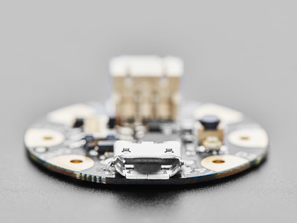 Adafruit GEMMA v2 [PID:1222] - (AD5795)