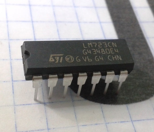 LM723CN Adjustable Voltage Regulator +(2 to 37V) @ 150mA - (AD2617)