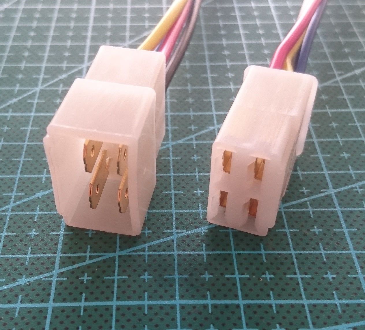 4 Lineas Conector Multiple Plastico [SQ-041] - (AD31561)