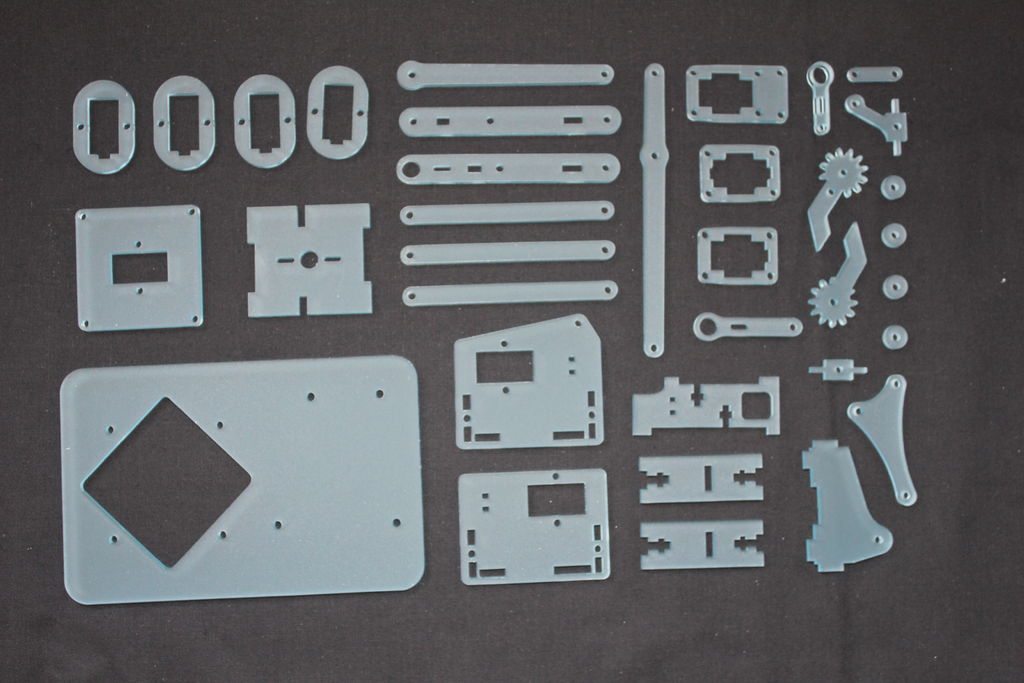 MDF MeArm V0.3 - Pocket Sized Robot Arm - (AD34736)