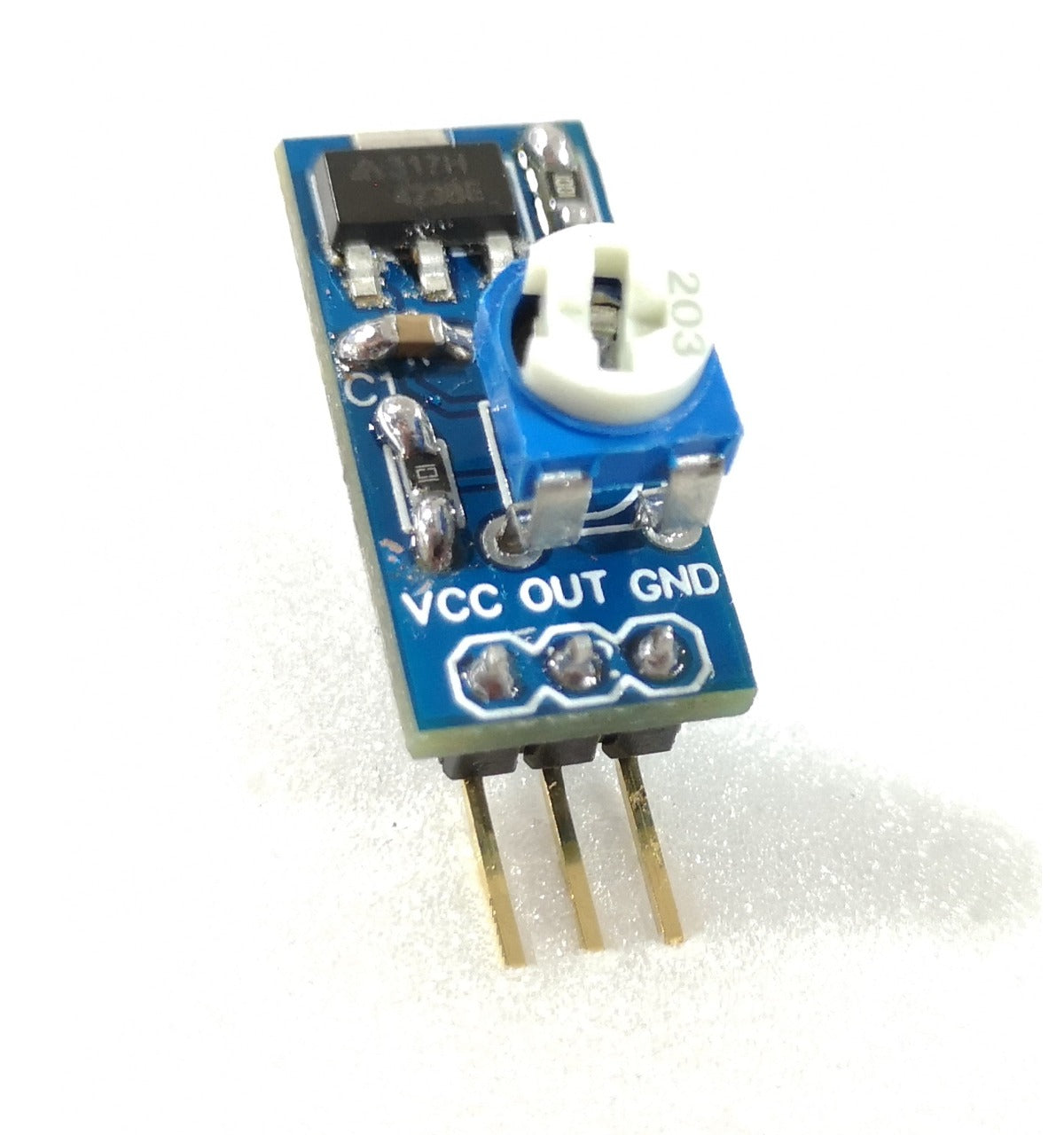 uJPM LM317 Adustable Positive Voltage Regulator Breakout Board (1.3v to 37v) - (AD67062)