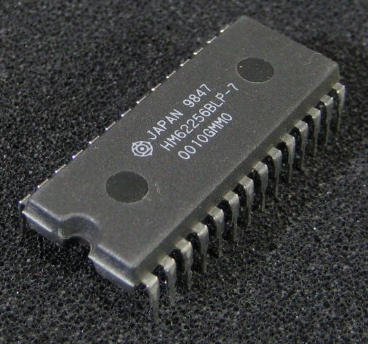 HM62256BLP-7 High Speed CMOS Static RAM - (AD21084)
