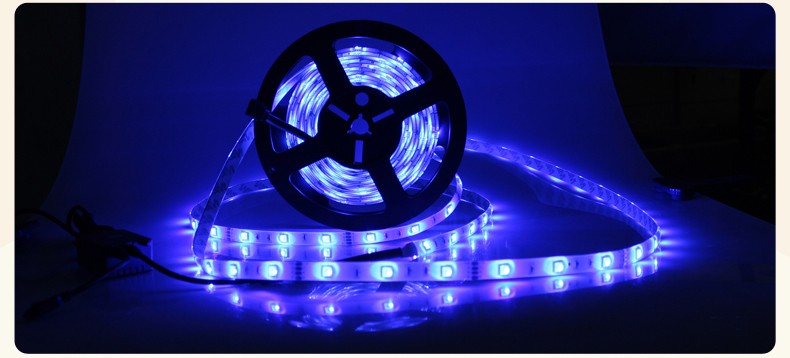 Waterproof RGB LED Strip 12VDC + IR Control 28 Keys + Power Supply - (AD25137)