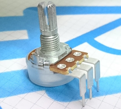 B10K Potenciometro Lineal Rotativo 10KΩ PCB - (AD9206)