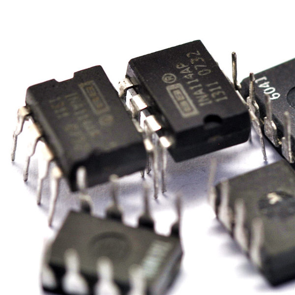 INA114AP Amplificador Instrumentacion - (AD8979)